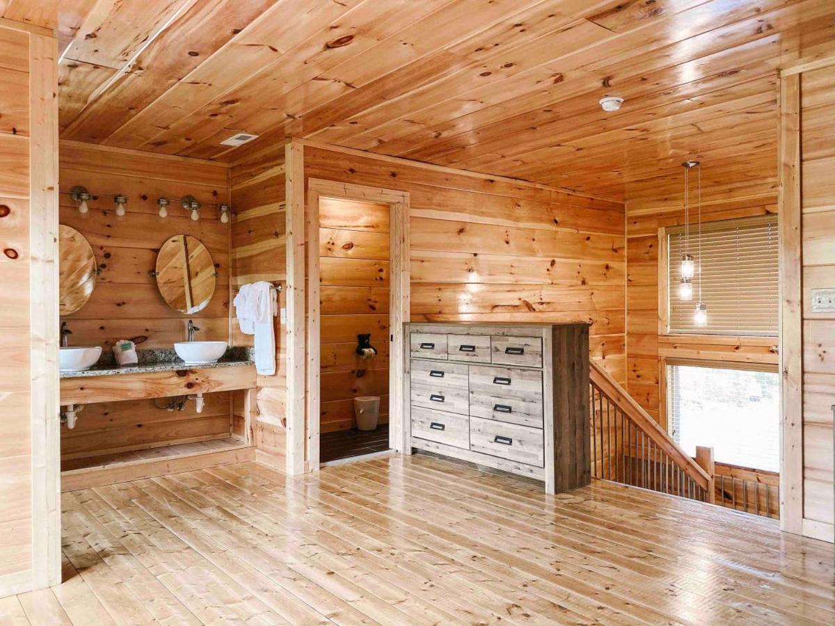 Splash Of Moonshine -Heated Indoor Pool, Hot Tub, Arcade Game Room Pigeon Forge Exterior photo